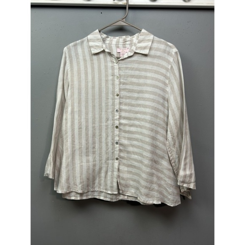 St. Tropez West Shirt Womens Small Beige White Stripe Linen Button Up Blouse